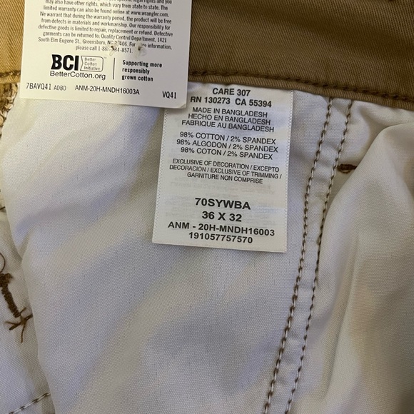 Men’s Cargo Pants NWT- Brand new - Picture 3 of 4